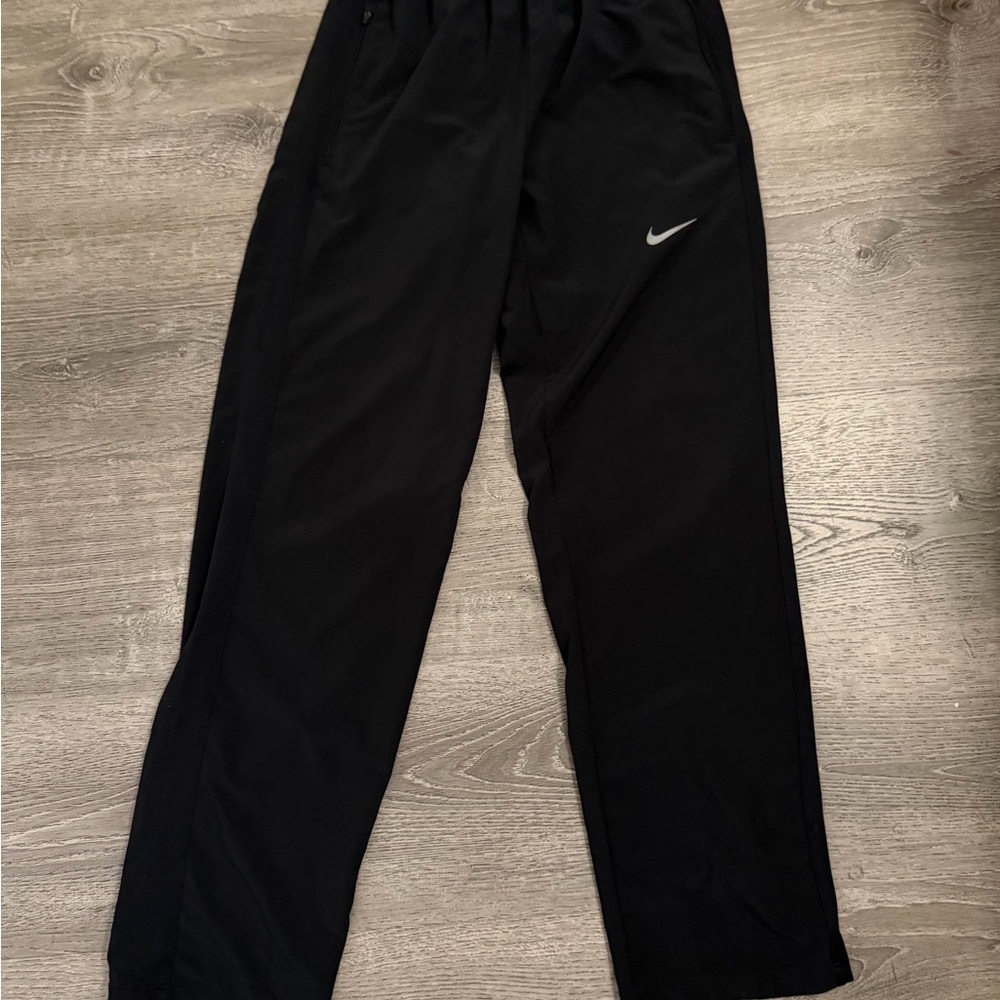 Nike Black Sports Trousers - Picture 2 of 6
